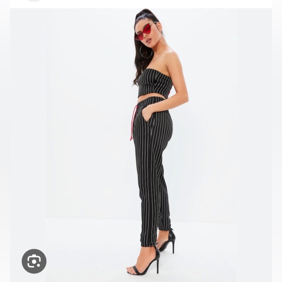 Missguided Madison beer 2 piece matching crop top lace up set joggers pinstripe - Picture 5 of 14